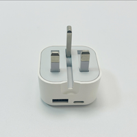 HYTO Faltbarer UK-Stecker 35W Smart Charger Dual-USB-A-und Typ-C-Anschlüsse mit dynamischer Strom verteilung