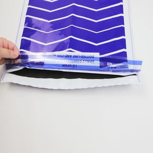 ถุงซีลกันการแกะแบบพิมพ์ลายเอง สีขาวขุ่น ทำจาก LDPE - Product Image 6
