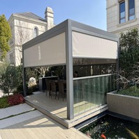 Pergolas d'extérieur étanches en aluminium bioclimatique motorisées avec toit à persiennes rétractable pour jardin