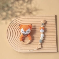 2PC Hochet lion en bois et chaîne de sucette animale au crochet pour le développement précoce des bébés Cadeaux de Thanksgiving