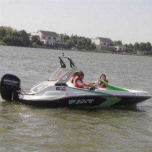 เรือยนต์ไฟเบอร์กลาสแบบ Bowrider ขนาด 16 ฟุต 5 ที่นั่ง สำหรับขาย เรือ Bowrider ขนาด 16 ฟุต 5 ที่นั่ง - Product Image 1