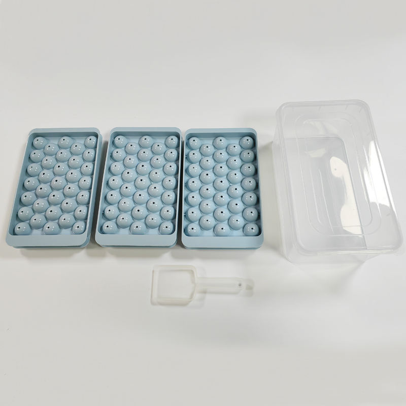 33 cubes * 3 + Boîte de rangement + Pelle à glace