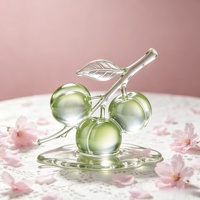 Offre une sculpture personnalisable de fleur de prunier verte en versions extérieures ou de table pour la décoration de la maison, statue en résine de cristal transparente