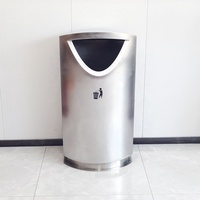 Poubelles modernes personnalisées en acier inoxydable Surface brossée Caractéristiques spéciales pour seau de stockage
