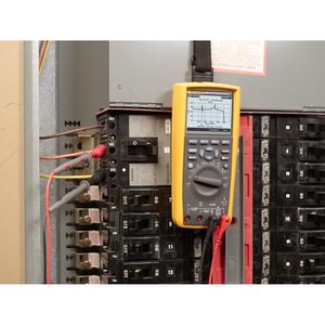 Multimètre numérique Fluke 289 True-RMS avec fonction d'enregistrement pour les tests électriques - Product Image 5