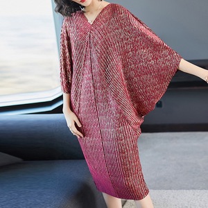 Aesthetic Pleated Chiffon <strong>Dress</strong> Style Casual Miyake O-Neck Women Stretch Solid Bat-wine Loose Floor-Length Large <strong>Size</strong> <strong>Dress</strong> - Product Image 4