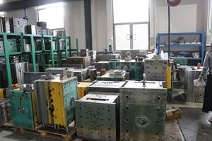 कस्टम कार प्रकाश स्टीयरिंग व्हील इंटीरियर कार्यात्मक प्लास्टिक भागों ओम टोलिंग निर्माता मोटर वाहन इंजेक्शन मोल्डिंग - Product Image 6