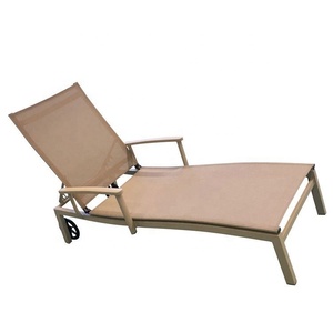China bistro perforado ocio silla Honda blanco al aire libre muebles de jardín de aluminio - Product Image 1
