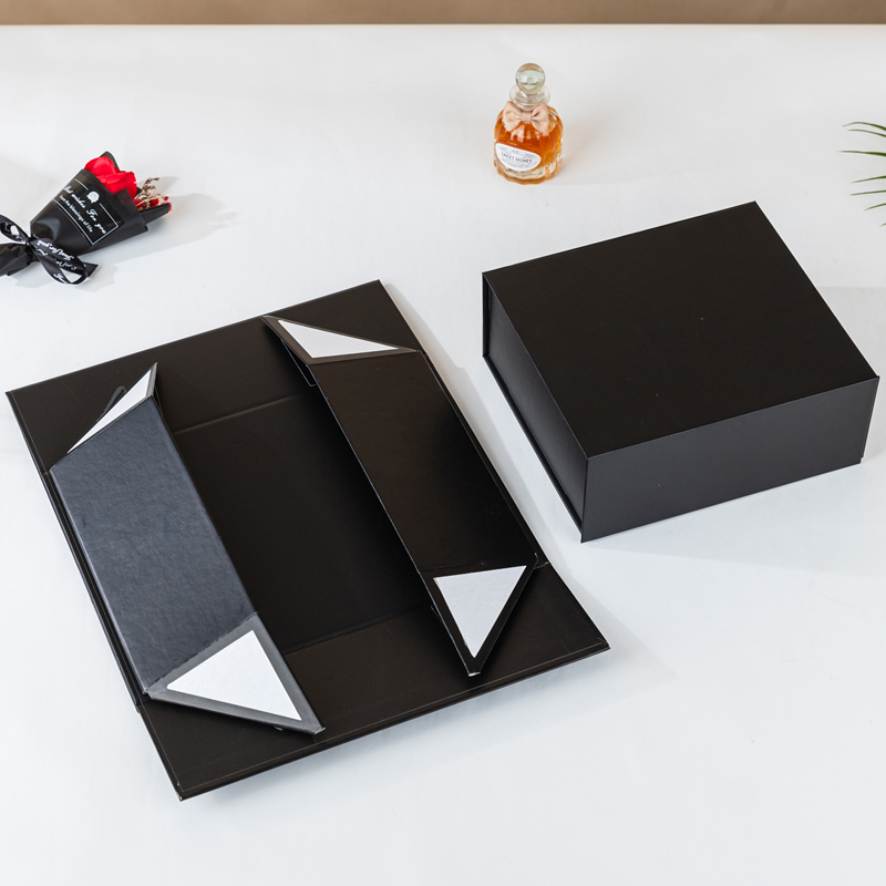 Black folding box-empty box