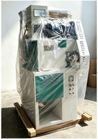 Décortiqueuse de riz industrielle à rouleaux en caoutchouc motorisée sans engrenages à haut rendement JZHU10B 380V Garantie 1 an