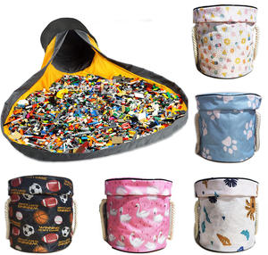 Alfombrilla impermeable para actividades en el suelo para niños y bolsa de almacenamiento de juguetes con cordón de tela minimalista plegable redonda para otoño - Product Image 2