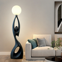 Lampadaire LED créatif moderne en forme humaine, idéal pour le salon, près du canapé, ou la chambre à coucher, ambiance postmoderne de luxe.