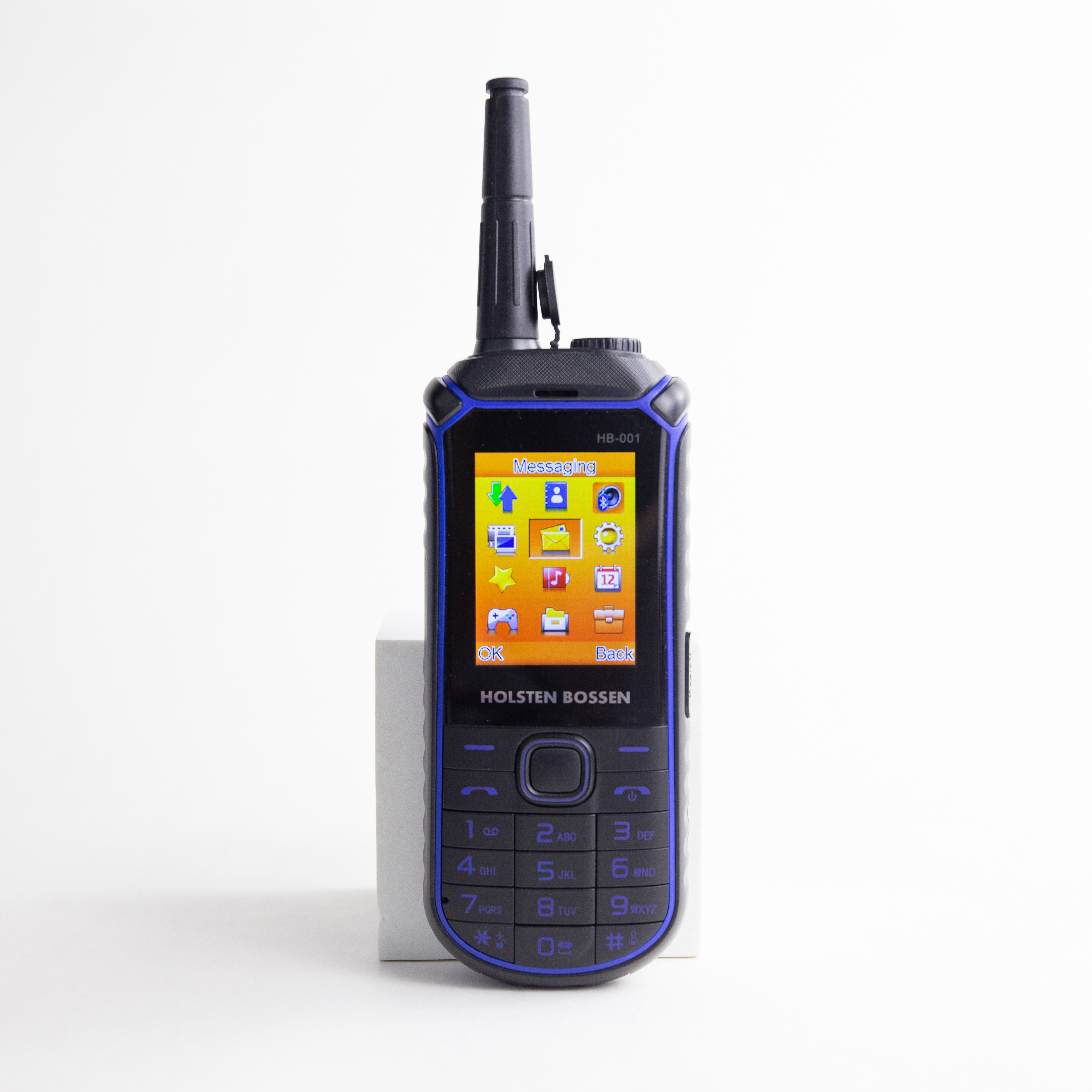 Недорогой мобильный телефон 2,4 дюйма GSM внешний супер сигнал большая батарея большой гудок две карты FM радио фонарик Кнопка мобильный телефон