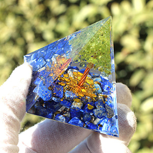 <b>Crystal</b> <b>Tree</b> Pyramid Resin Epoxy Home Decoration Ornament 5cm Olive Blue Gold - Product Image 3