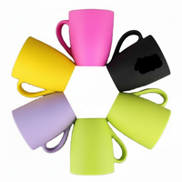 Mug à café personnalisé gravé au laser, toucher doux, couleurs vives, capacité 301-400 ml, compatible micro-ondes et lave-vaisselle, en céramique avec revêtement caoutchouc