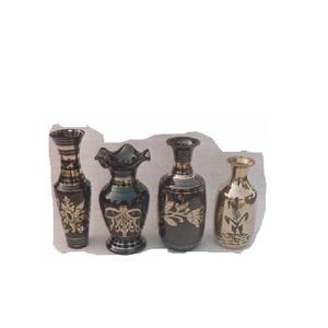 Vase à fleurs en laiton de haute qualité avec finition polonaise miroir et Vase en laiton peint Inde Vases à fleurs en laiton artisanat en métal décor à la maison - Product Image 1