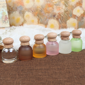 Diffuseur de parfum pour voiture en verre givré 10 ml, évaporation naturelle, sans électricité, à suspendre, pour huiles essentielles, désodorisant d'air - Product Image 4