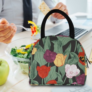 Trendy Fashion Stylish Lunch Bag Custom Tropical Floral Insulation Thermal Puakenikeni Cooler Lunch Bag for Picnic Office Worker - Product Image 5