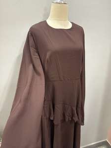 Abito lungo elegante da donna Sharut 2026 con maniche lunghe e vita arricciata, in chiffon traspirante con maniche a campana e volant - Product Image 6