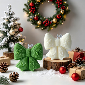 Bougie décorative de Noël parfumée, sculptée en forme de houx et de flocon de neige, pour la décoration de table de Noël, cadeau pour les fêtes. - Product Image 3