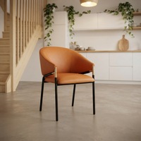 Chaise de salle à manger moderne avec accoudoirs incurvés, en cuir orange, structure en métal noir, légère et pliable, pour la maison, le restaurant, la salle de bain