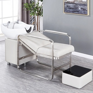 Sillón de Peluquería Moderno de Acero Inoxidable con Lavabo de Cerámica, Respaldo Acolchado y Reposapiés Fijo para Uso en Salón - Product Image 3