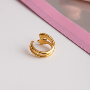 Aretes Tipo Cuff de Acero Inoxidable Chapado en Oro de 18K con Diseño de Estrella Celestial y Pedrería para Mujer de J&D Designer, Joyería de Moda - Product Image 5