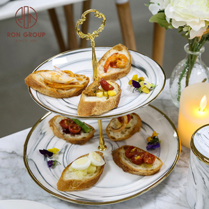 Vajilla de porcelana para fiesta de boda, plato de postre con borde dorado y rosa, cena redonda de cerámica de 3 niveles - Product Image 6