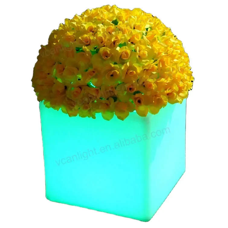 色が変わるプラスチックLED植木鉢ライト色が変わる庭のための発光花瓶