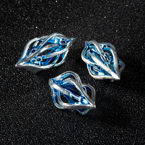 Набор из 7 металлических полых кубиков DND с серебряным покрытием и синей эмалью в виде дракона для ролевых игр Dungeons and Dragons (<span class=keywords><strong>D</strong></span>&<span class=keywords><strong>D</strong></span>) - Product Image 5