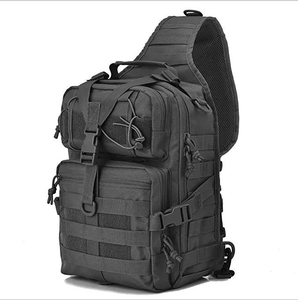 Bolsa de Pecho Tipo Sling de 10L, Color Negro, Caqui y Verde Combate, para Senderismo, Deportes al Aire Libre, Campamento y Ciclismo - Product Image 1