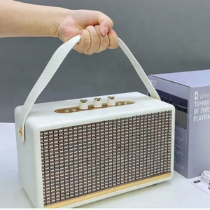 ลำโพงไร้สายสเตอริโอพกพา รุ่น M17 OEM ODM สไตล์วินเทจย้อนยุค ทำจากไม้ กำลังขับ 20 วัตต์ เสียงทรงพลัง สำหรับโฮมเธียเตอร์และงานปาร์ตี้ ขายส่ง - Product Image 1