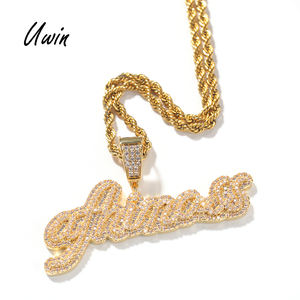 UWIN nuovo arrivo ghiacciato nomi personalizzati collane <span class=keywords><strong>con</strong></span> ciondolo CZ <span class=keywords><strong>nome</strong></span> gioielli <span class=keywords><strong>con</strong></span> corda catena cubana donna uomo - Product Image 1