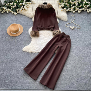 Conjunto <span class=keywords><strong>de</strong></span> chándal informal <span class=keywords><strong>de</strong></span> 2 piezas para mujer: Chaqueta corta con cremallera y ribete <span class=keywords><strong>de</strong></span> piel sintética para <span class=keywords><strong>invierno</strong></span> y pantalones anchos con cordón y forro polar - Product Image 3