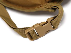 Sacoche de cuisse noire durable multi-poches pour le transport sécurisé des équipements de cyclisme et de randonnée en extérieur - Product Image 5