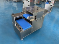 ZELAIXIN Machine Commerciale Automatique à Découper les Viandes en Cubes / Machine à Découper la Viande Fraîche / Machine à Couper les Viandes en Cubes 600KG/H en Acier Inoxydable