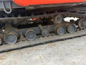 Moissonneuse-batteuse utilisée à alimentation complète Kubota pour le grain 688q - Product Image 2