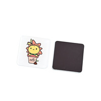Aimant de réfrigérateur carré personnalisé en acrylique, autocollant magnétique mignon de mascotte d'entreprise pour promotion de marque, cadeau souvenir