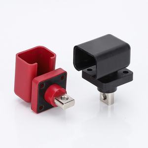 Terminal de paso de 120A con montaje de brida de 4 orificios, perno M8, conector de alta corriente de cobre puro, rojo y negro - Product Image 3