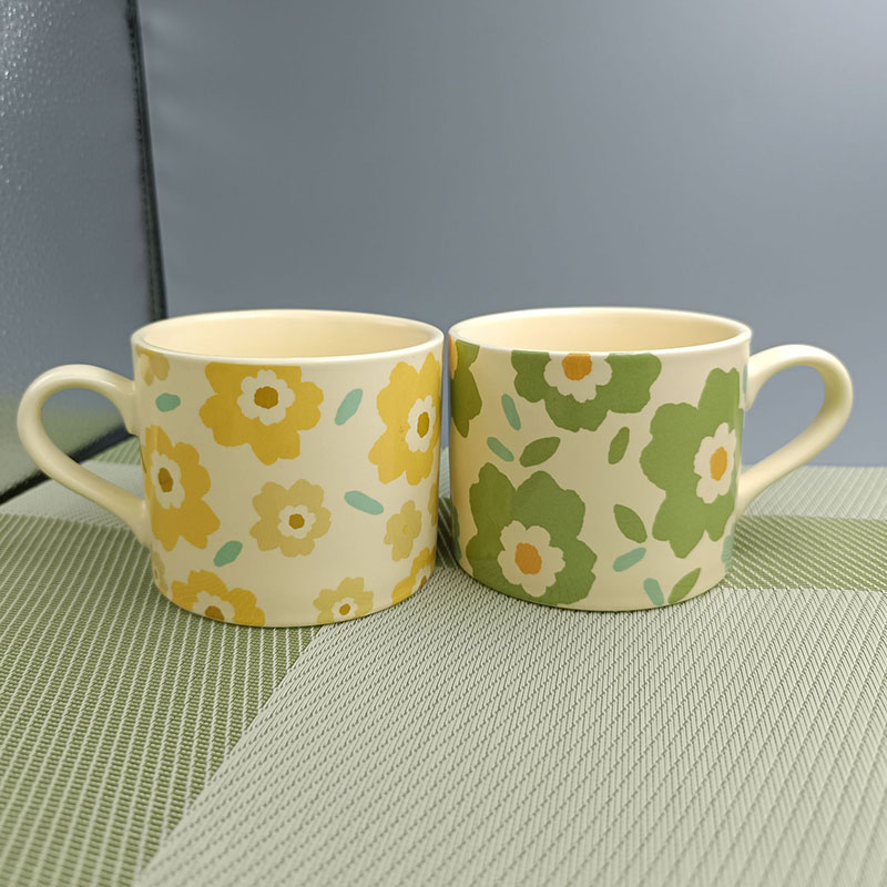 Wholesale Abstract Flower Ceramic Coffee Mugs - Large Capacity
