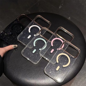 Funda Magnética Transparente con Brillantina para iPhone 17, 17 Air, 16 Pro Max, 15, 14, con Carga Inalámbrica, Carcasa Trasera Suave y Transparente - Product Image 4