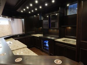 العتيقة خشبية ديلوكس بدروم بار تصميم الطابق السفلي الرطب بار مع مصابيح يندمج بها اللون الأحمر والأخضر والأزرق - Product Image 5