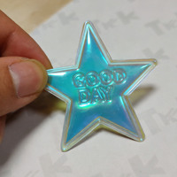 Étiquette de vêtement personnalisée en gros, en TPU gaufré 3D, lavable, dégradé arc-en-ciel, brillant, avec logo personnalisé et bordure transparente