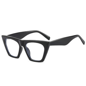 <span class=keywords><strong>2025</strong></span> QingQing女性用新しいトレンドのソリッドブルーライトフィルターメガネ三角形の猫目ローズレッドスタイルコンピュータ対応アイウェア - Product Image 5