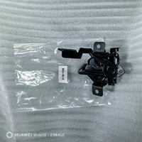 Crochet de Verrouillage de Capot Moteur d'Origine de Haute Qualité 811301Y000 pour Hyundai et Kia Importés