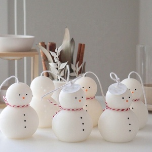 Bonhomme de neige <span class=keywords><strong>Bougies</strong></span> de soja Pilier de Noël <span class=keywords><strong>Bougies</strong></span> de soja Bougie déco de Noël pour idée cadeau Bougie de Noël idées cadeaux - Product Image 1