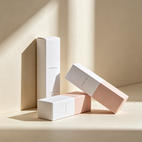 Boîte de produits de soin de la peau avec laminage mat esthétique personnalisé, expédition rapide en 72h, boîte de beauté en carton imperméable, vente en gros