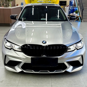 MOTJ Película Protectora de Pintura (PPF) de TPU Autoregenerable Brillante Color Plata con Efecto de Persecución de Luz 1.52*16M Antirrayas para Profesionales de la Instalación de Vinilos - Product Image 3