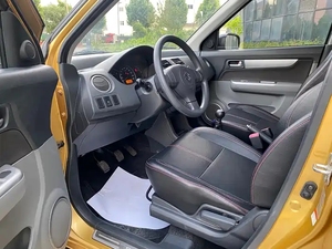 Personnalisation intérieure <span class=keywords><strong>Suzuki</strong></span> <span class=keywords><strong>Swift</strong></span> <span class=keywords><strong>Sport</strong></span> Berline 2017 Automatique Turbo Sièges en cuir Conduite à gauche Garantie d'un an Voiture pas chère - Product Image 4
