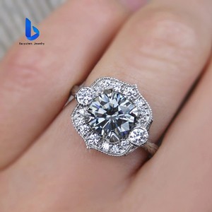 Anelli di Fidanzamento e Promessa in <span class=keywords><strong>Argento</strong></span> S925 con Moissanite Grigia Rotonda, Stile Art Deco con Fascia Intagliata, per Donne - Product Image 4